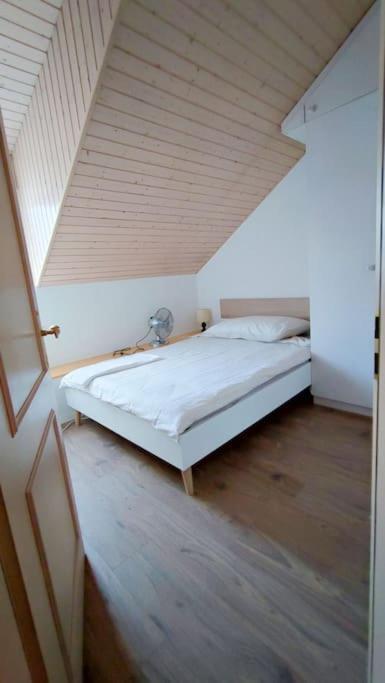 Duplex Avec Vue Et Montagnes अपार्टमेंट
